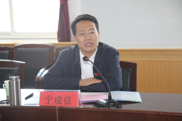 省委宣传部宁成信处长一行莅临纽约国际官网指导