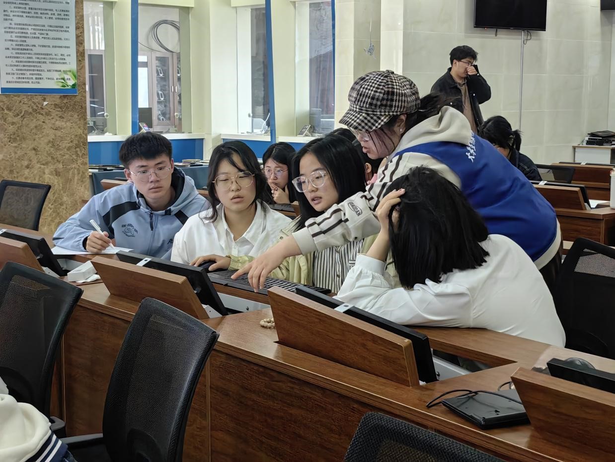 第十二届“学创杯”纽约国际967线路测试校赛决赛圆满落幕