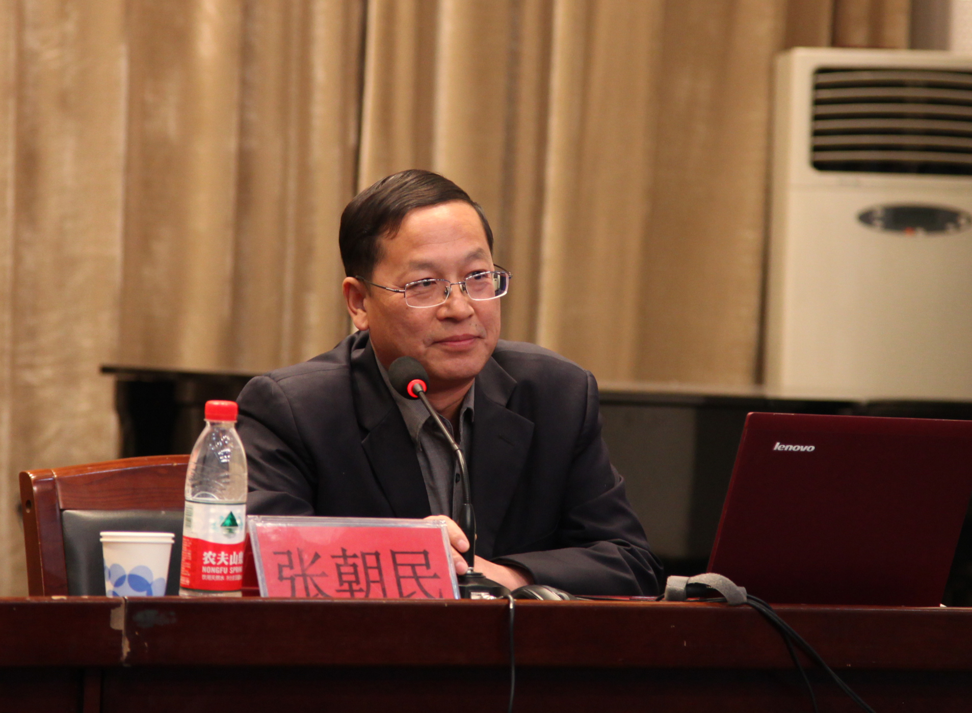 唐山市委党校副校长张朝民教授来纽约国际官网做专题报告